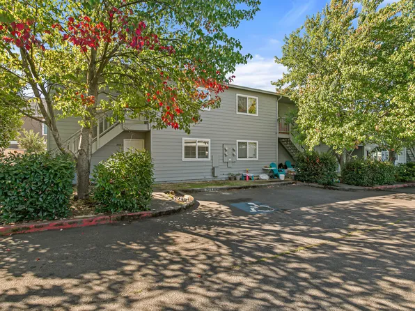 2010 Crater Lake Ave, Medford, OR 97504