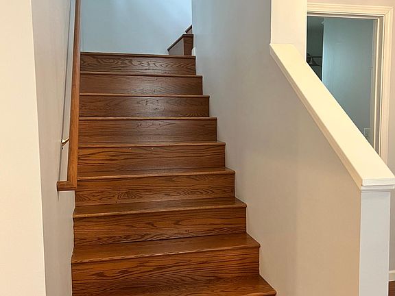 4th image of 1003 Jackson St NW