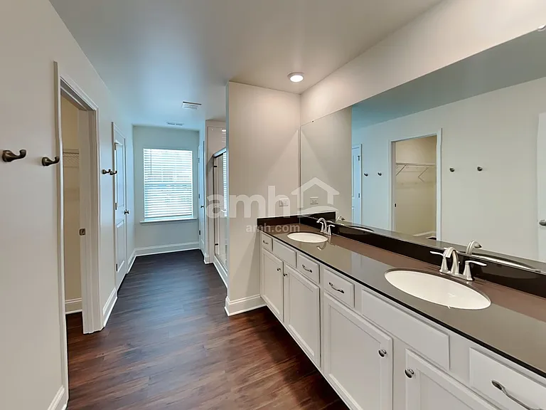 7325 Garrett Ct — Photo 15
