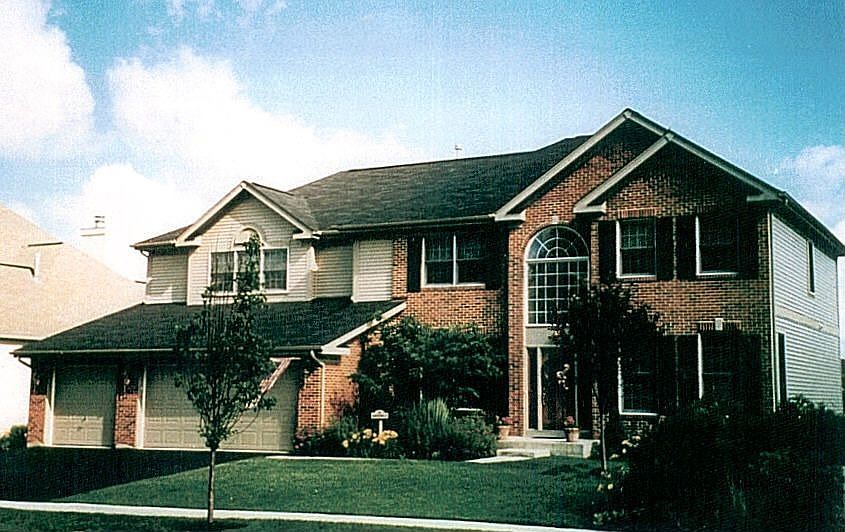 1st image of 34 Jamestown Ct