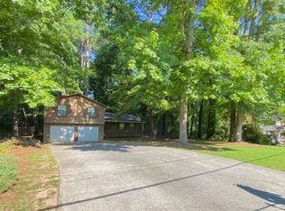 9587 Winding Way Ln, Jonesboro, GA 30238