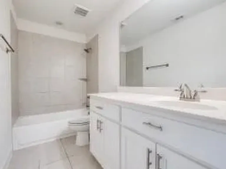 full bath 2nd floor