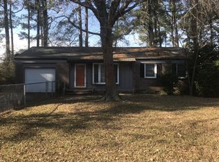 5045 Inverness Dr, Fayetteville, NC 28304