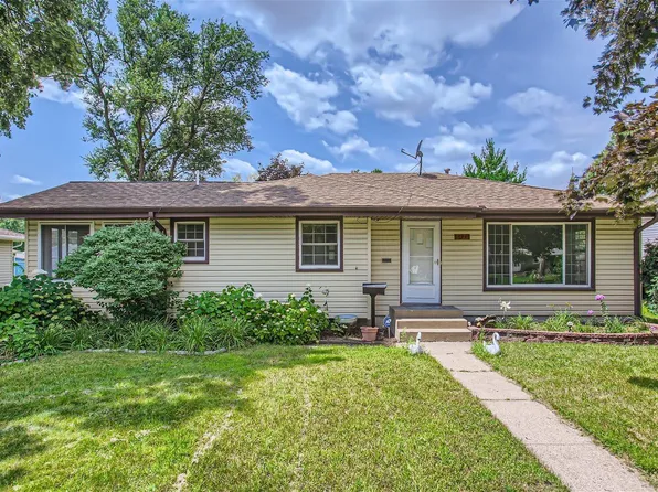 5421 Knox Ave N, Brooklyn Center, MN 55430