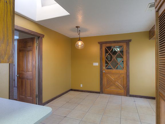 2nd image of 14 Los Cerritos Drive