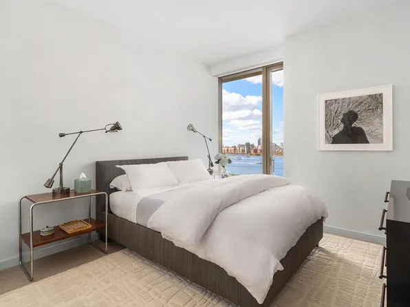 500 West 18th Street image 13 of 26