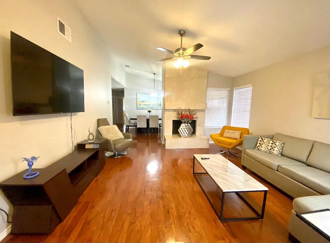 15571 Knollglade — Photo 3