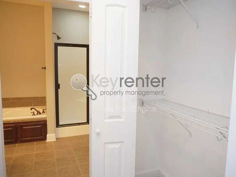 5410 Mandarin Cir — Photo 18