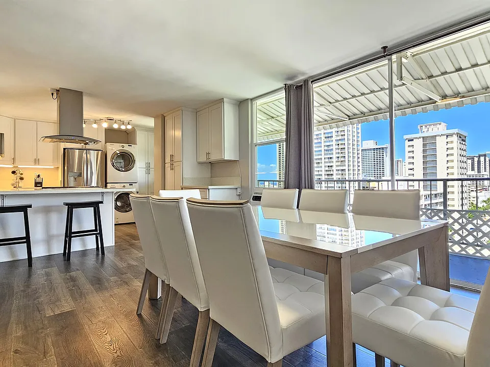 222 Liliuokalani Ave #1403