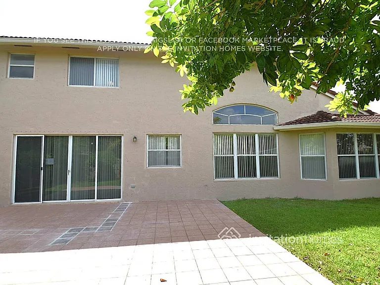 14903 SW 159th Pl — Photo 13