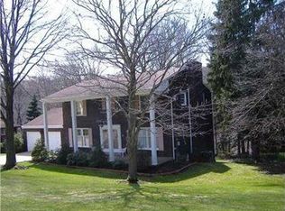 3436 Ridgewood Dr, Pittsburgh, PA 15235