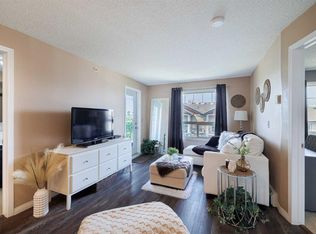 60 S Panatella St NW #3418, Calgary, AB T3K0M3