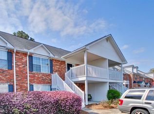 17 Intown Pl, Fayetteville, GA 30214