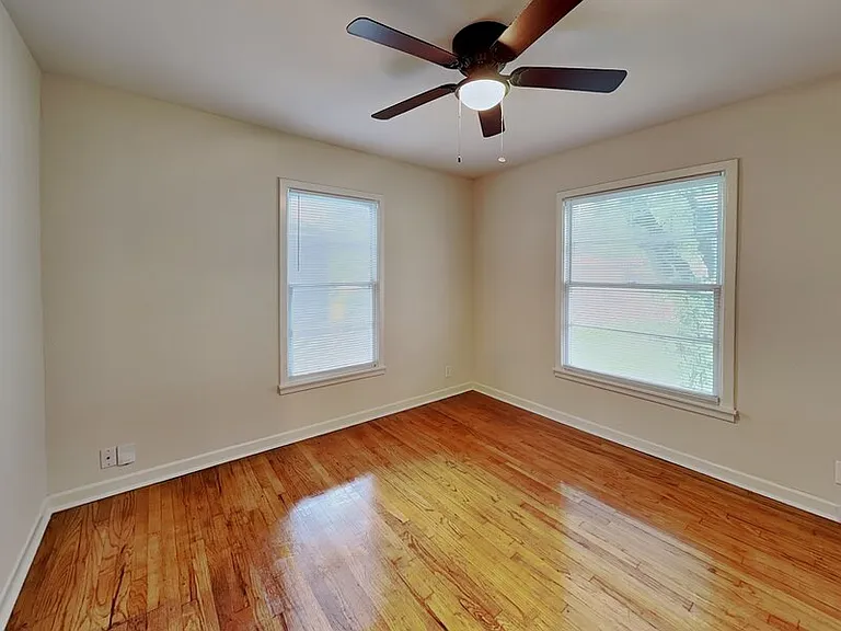 412 Harrison Ln — Photo 10
