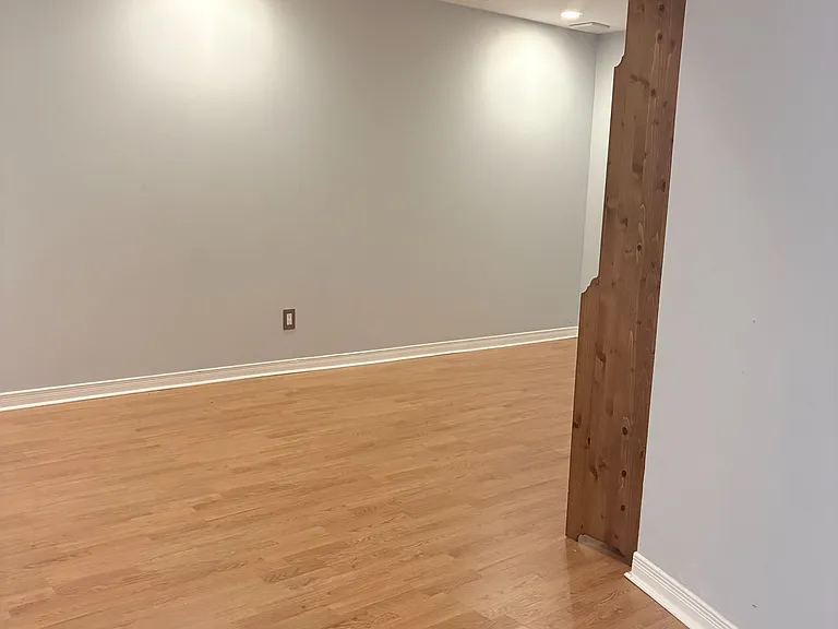 968 Bluffwood Ave — Photo 12