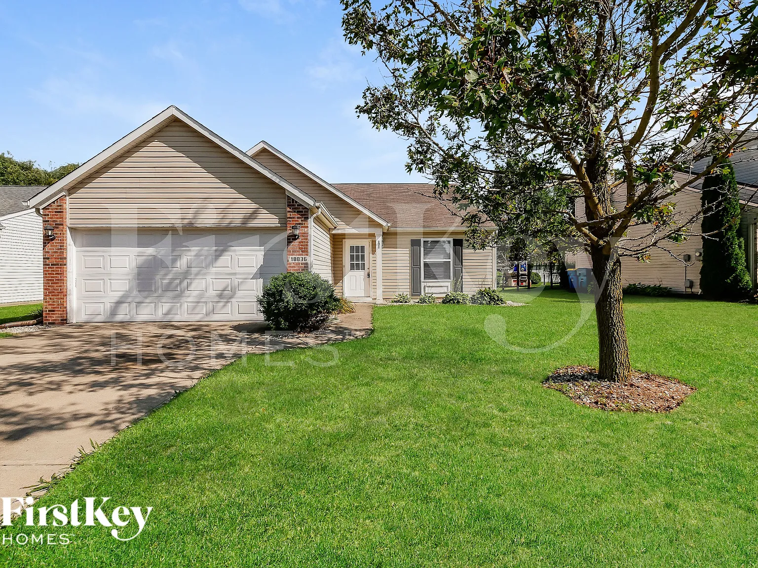 3 bed, 2.0 bath, 1403 sqft, $1,835 — Photo 1