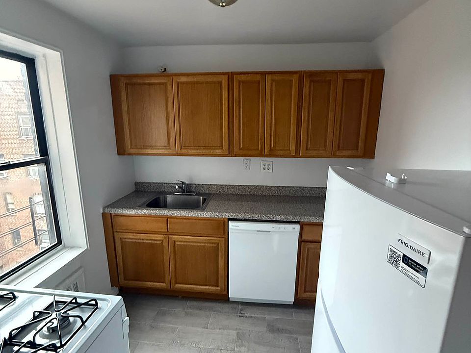 1st image of 139-12 84th Dr #2G