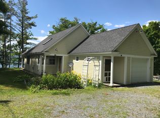 38 Van Ornum Dr, Addison, VT 05491