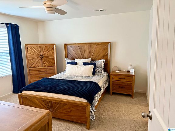 4th image of 1713 Dixon Cir