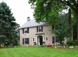 1811 S Pershing Rd, Lincoln, NE 68502