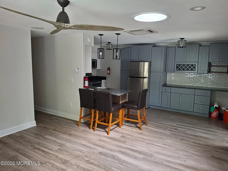 19 Driftwood Dr #212 — Photo 7