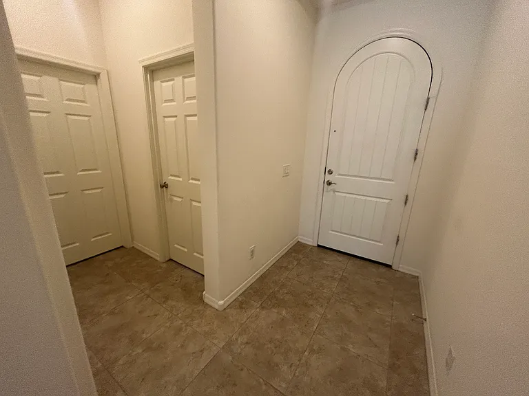 3841 E Powell Pl — Photo 7