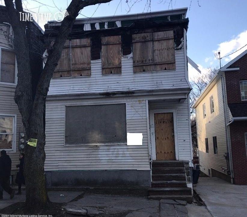 1st image of 31 Stanley Ave