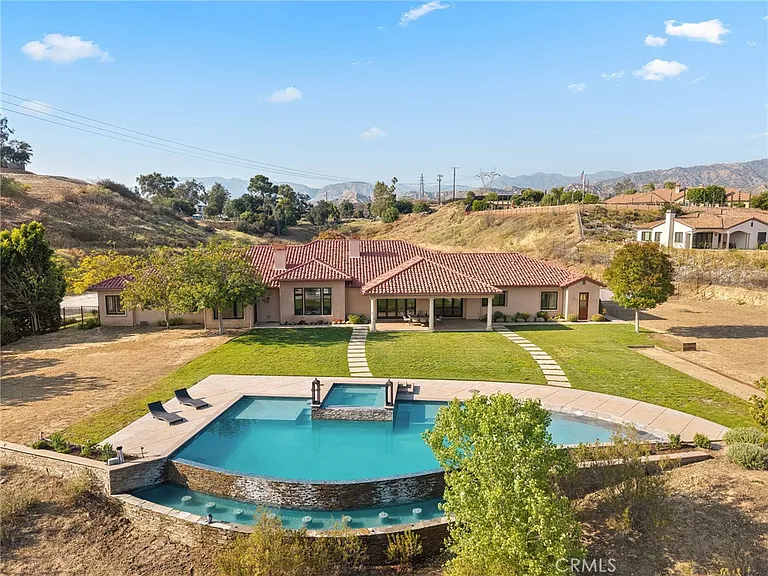 10727 W Stallion Ranch Rd — Photo 37