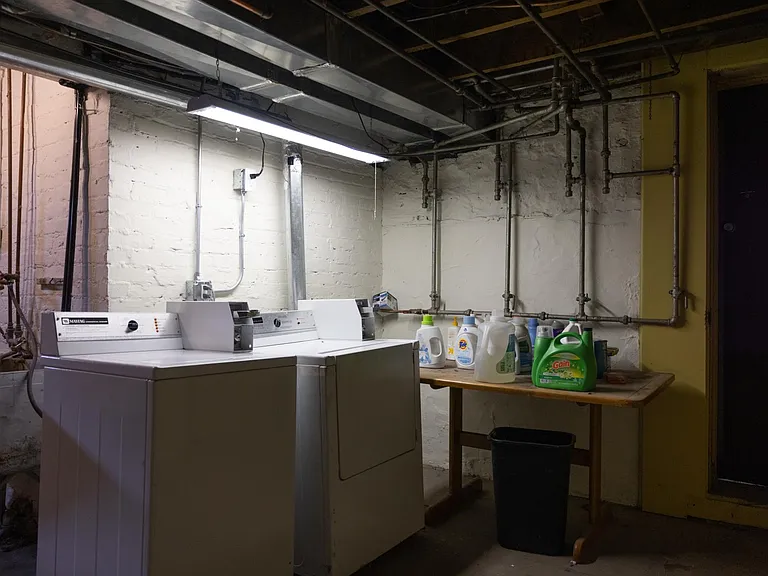 631 Jackson St NE #1 — Photo 12