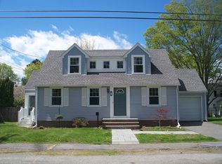6 Salem Rd, Beverly, MA 01915