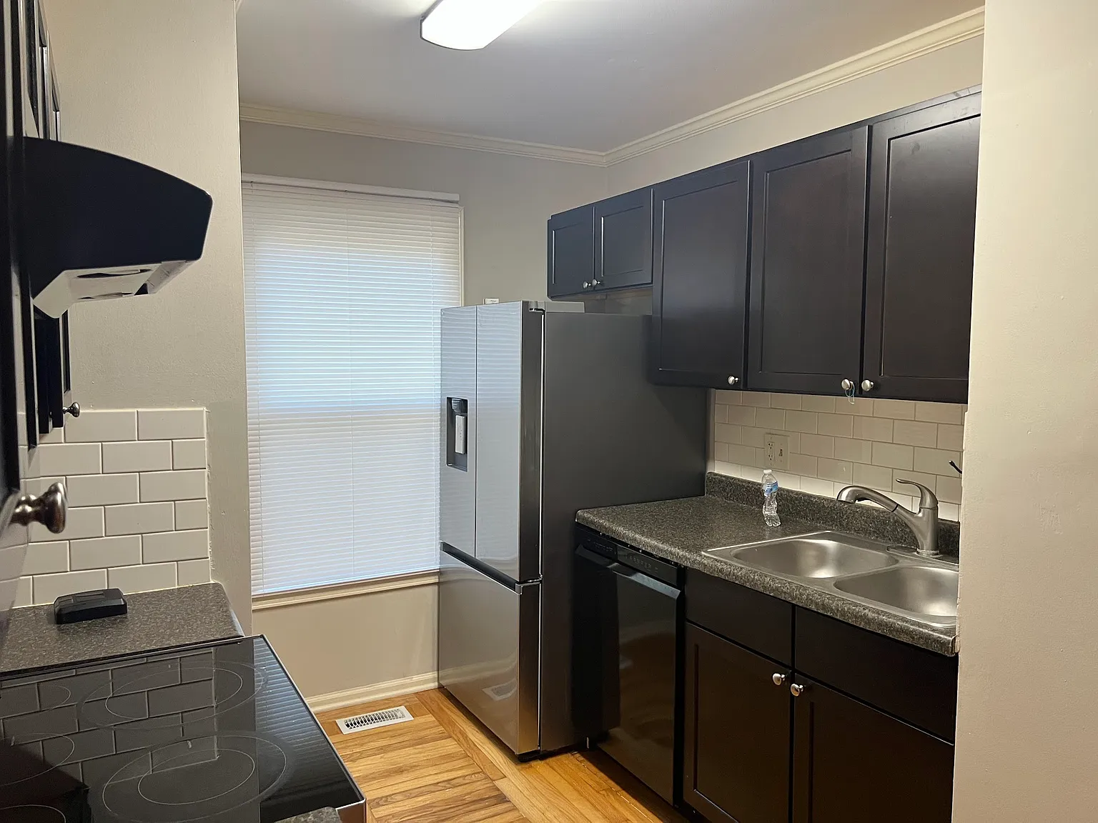 2 bed, 2.5 bath, 1050 sqft, $1,750 — Photo 4