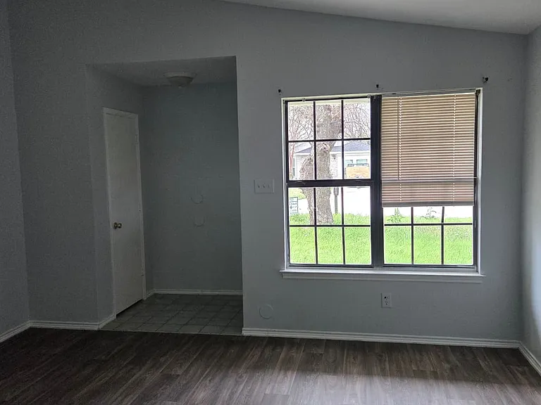 3009 Barnes Dr — Photo 14