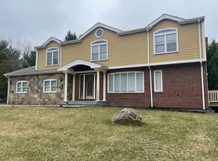 243 Weatherbee Dr, Westwood, MA 02090