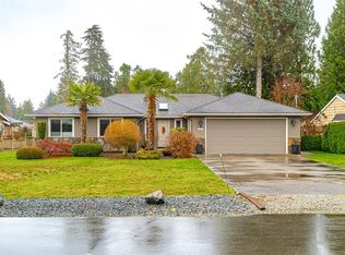 507 Eaglecrest Dr, Qualicum Beach, BC V9K 1E8