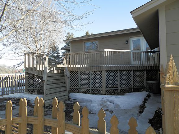 3rd image of 14395 Aspen Ave NE