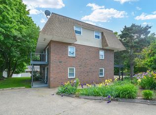 305 Mendon St #2, Uxbridge, MA 01569
