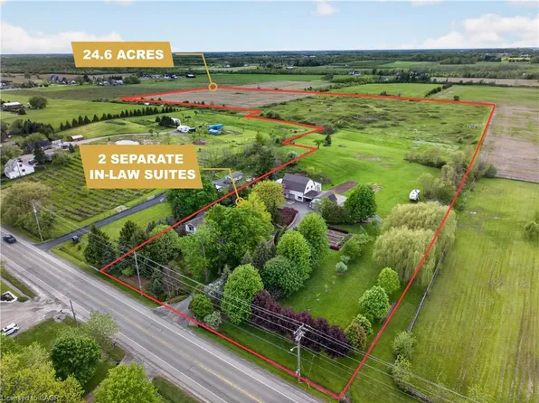 136 Mountain Rd, Grimsby, ON L3M 4E7