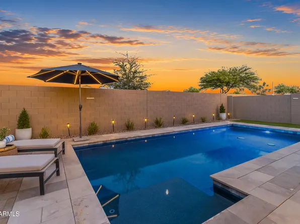 36943 N EL MORRO Trail, San Tan Valley, AZ 85140