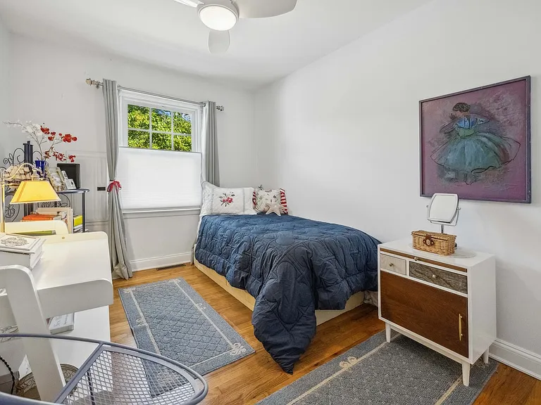 7 Linda Ln — Photo 33
