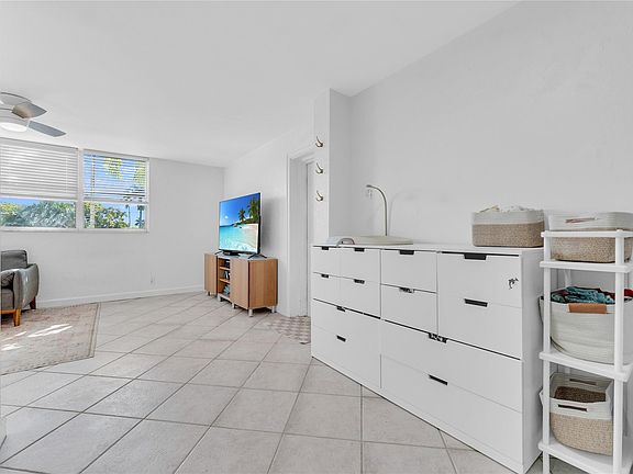 5th image of 5300 NE 24th Terrace #215C