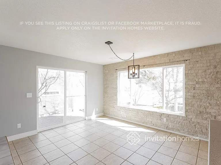4820 Flanders Way — Photo 4