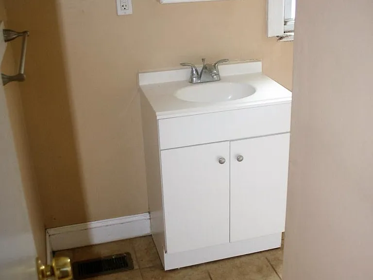 155 Jackson Ave — Photo 11