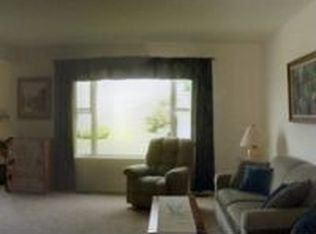 11598 Wildrose Dr, Huntley, IL 60142