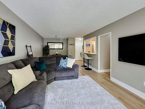 3rd image of 1690 Victoria Park Ave #103