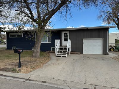 670 Benton Ave, Shelby, MT, 59474