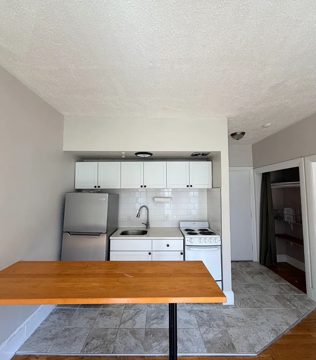 1 bed, 500 sqft, $2,500 — Photo 2