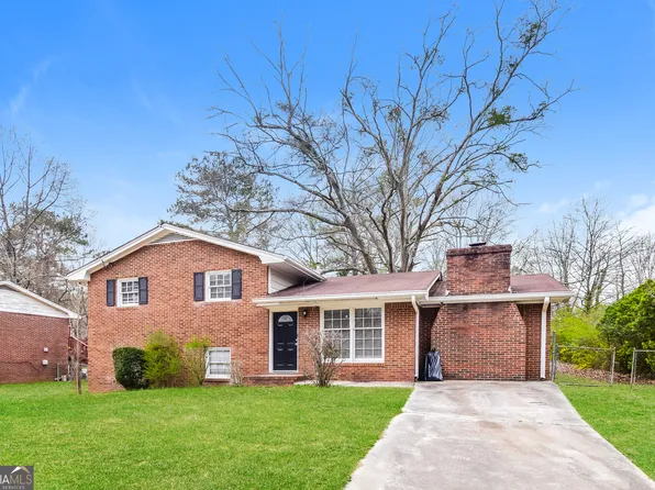 6543 Maddox Rd, Morrow, GA 30260