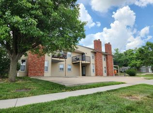 2001 SW Belle Ave #2, Topeka, KS 66604