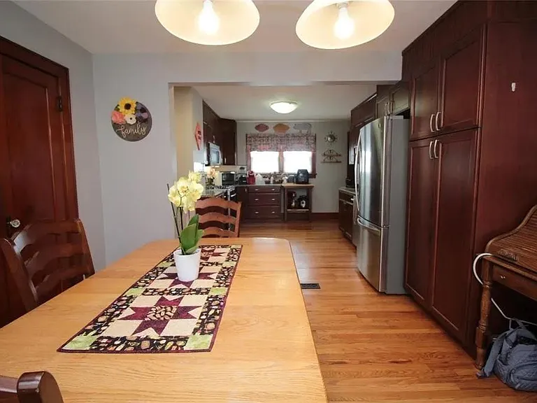73 Albany Ave #2 — Photo 6