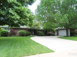 3812 N Lynnwood Pl, Peoria, IL